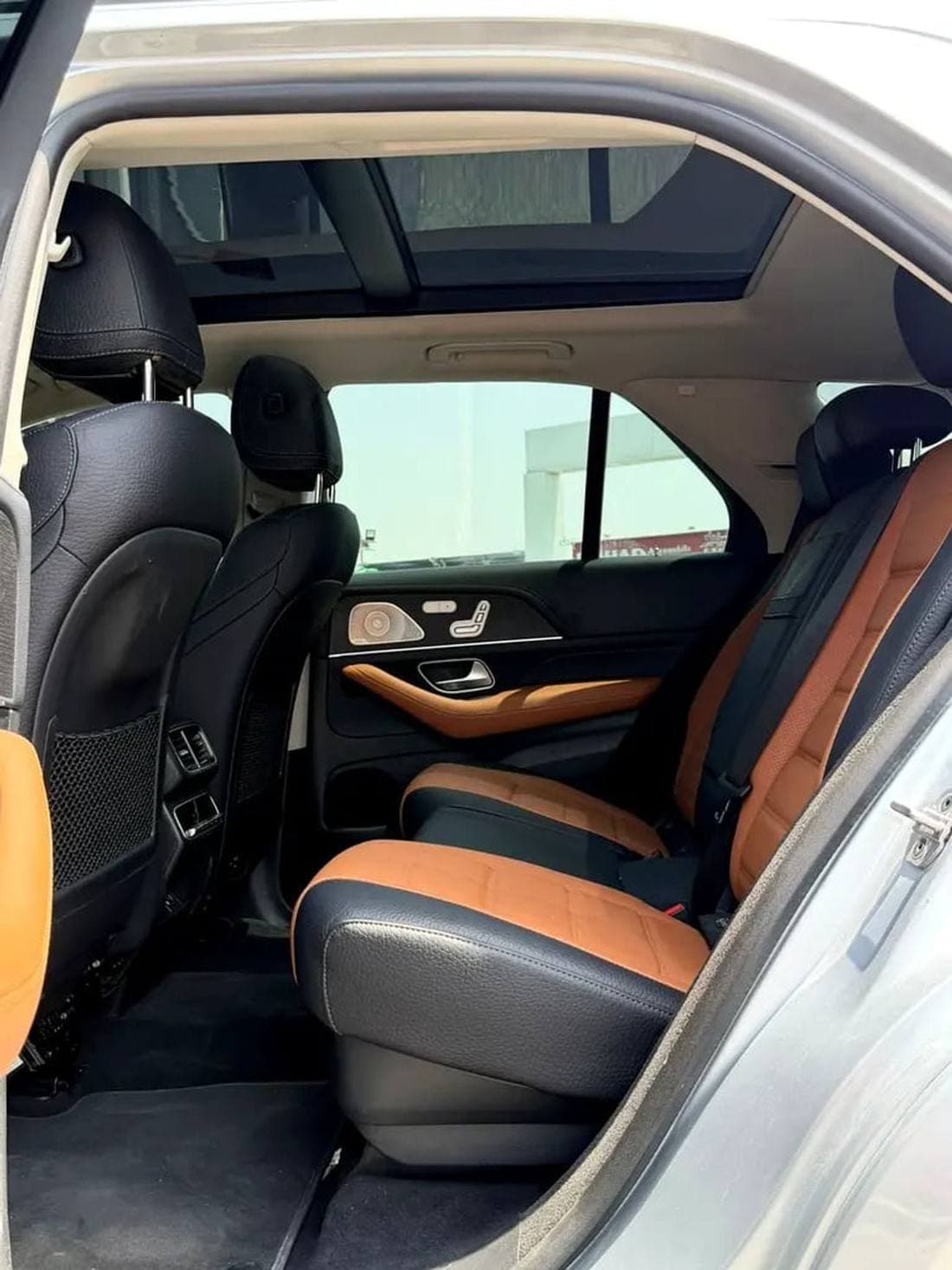 2023 Mercedes Benz GLE450 4MATIC thumbnail 7