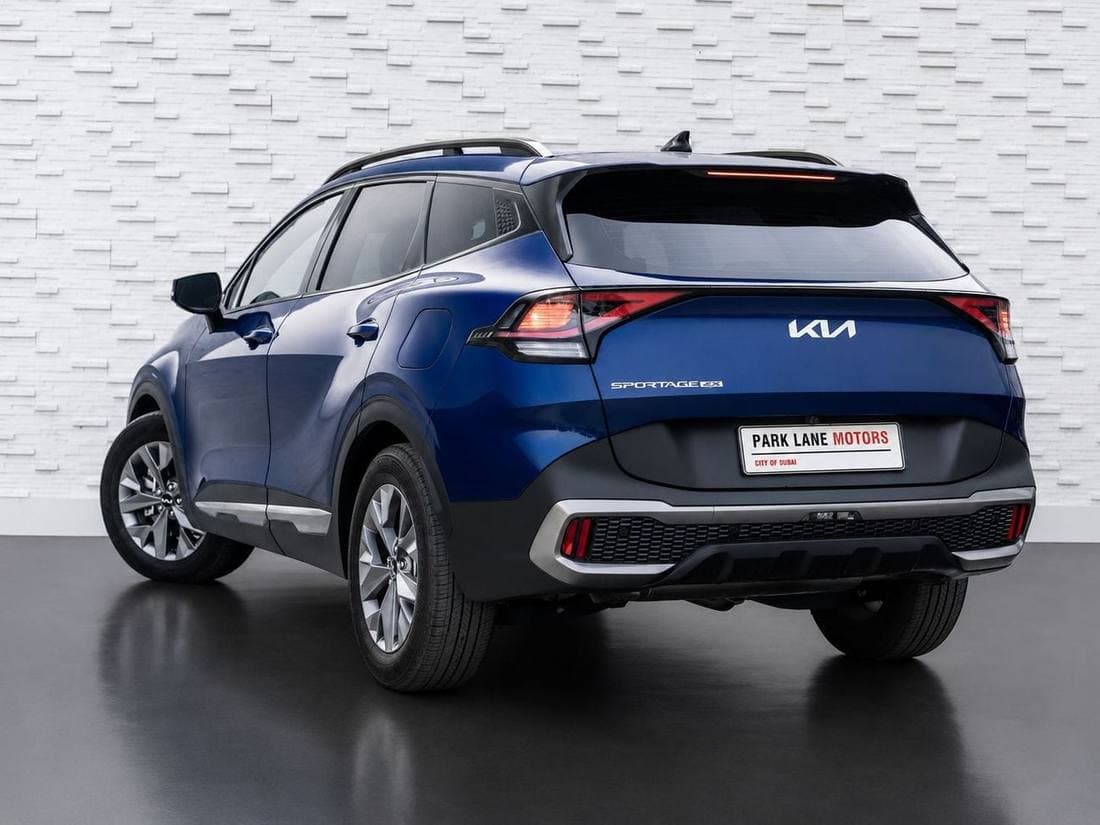 2025 Kia Sportage EX thumbnail 3