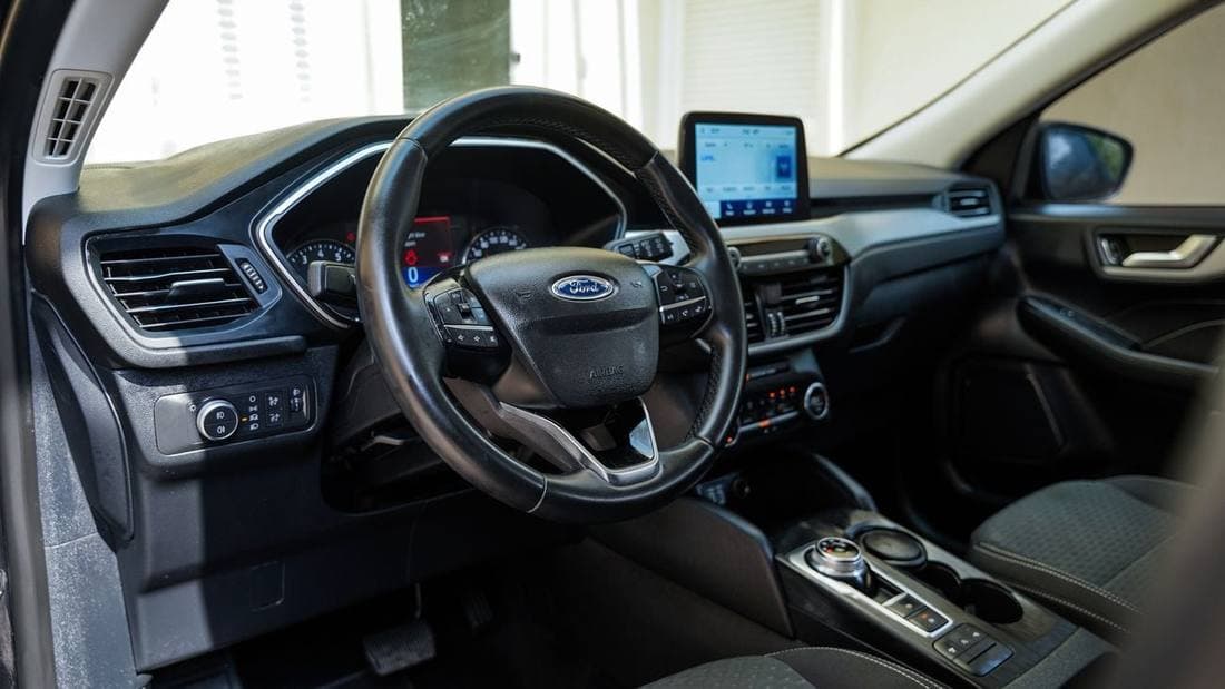 2022 Ford Escape TREND thumbnail 4