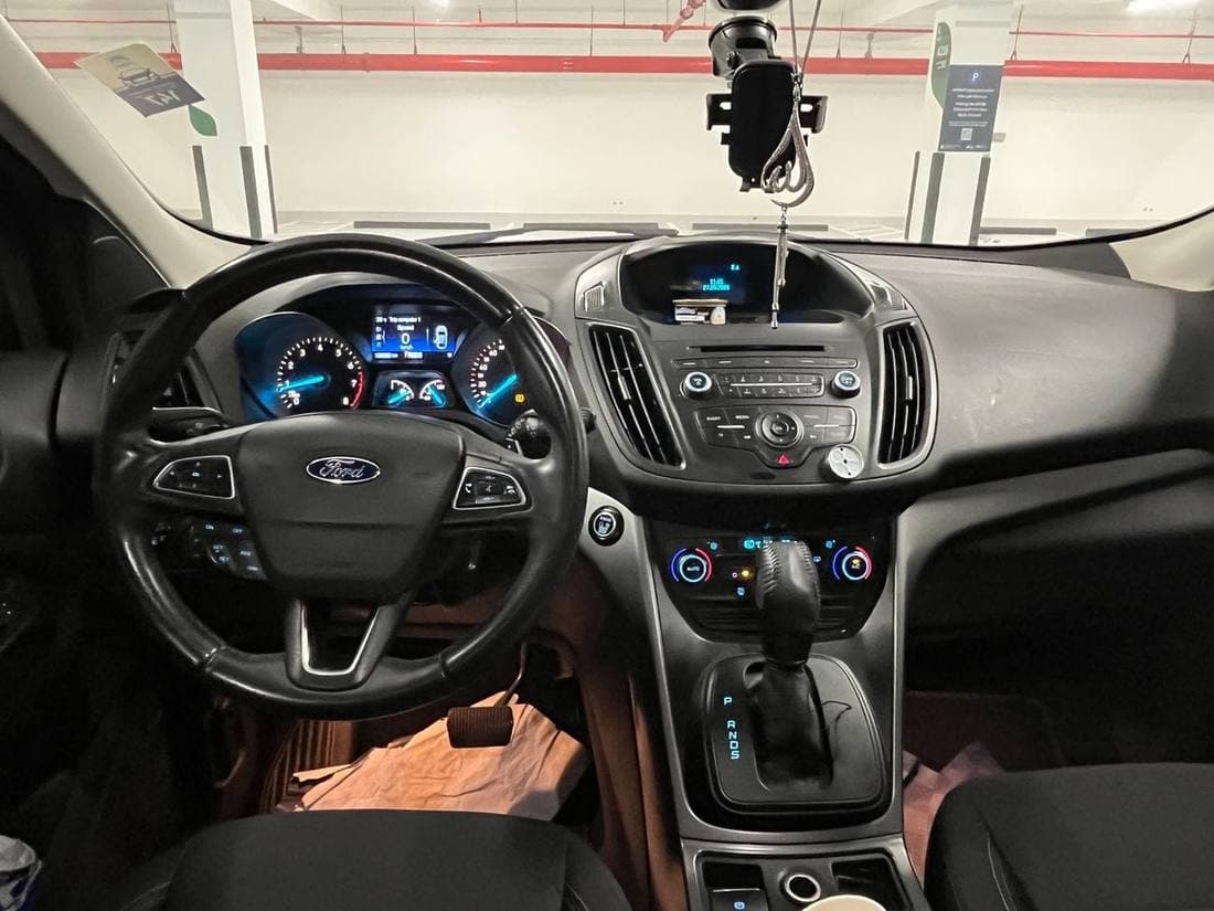 2018 Ford Escape SE thumbnail 6