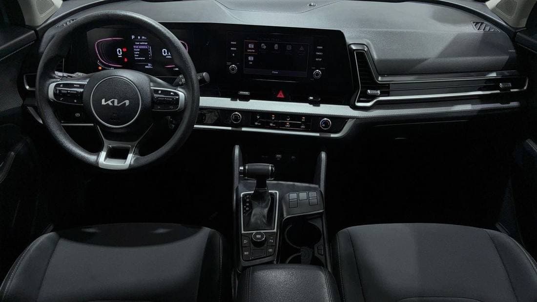 2025 Kia Sportage LX thumbnail 7