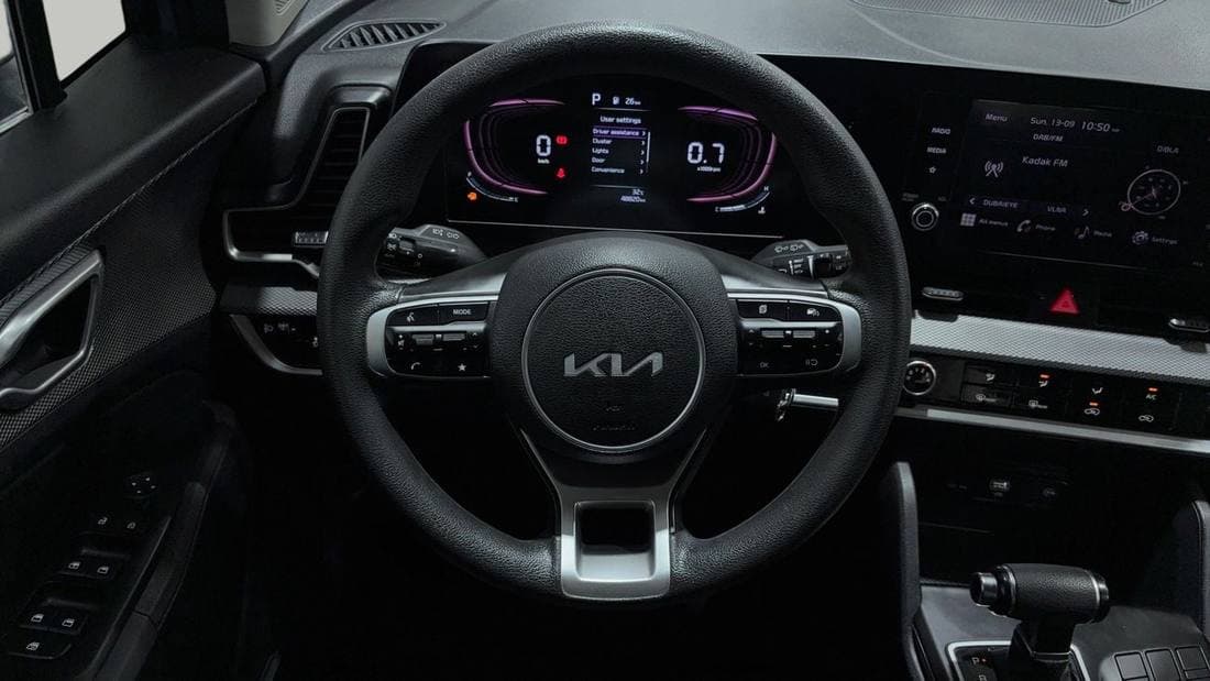 2025 Kia Sportage LX thumbnail 8