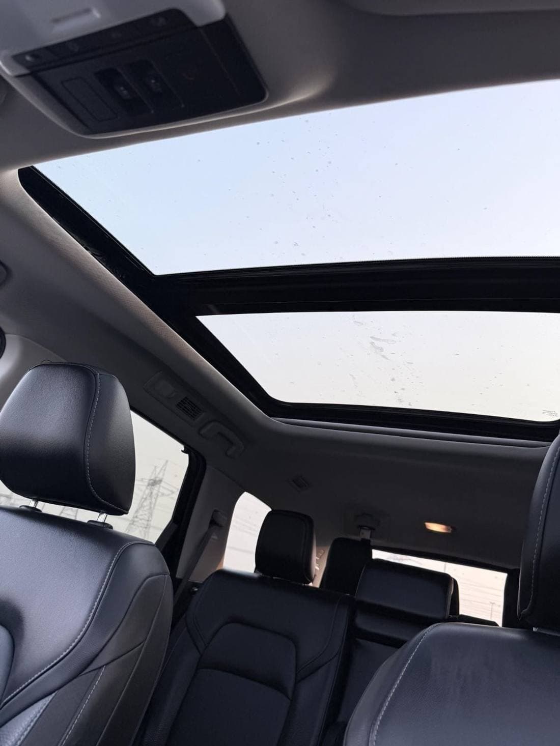 2023 Nissan Pathfinder SL thumbnail 8