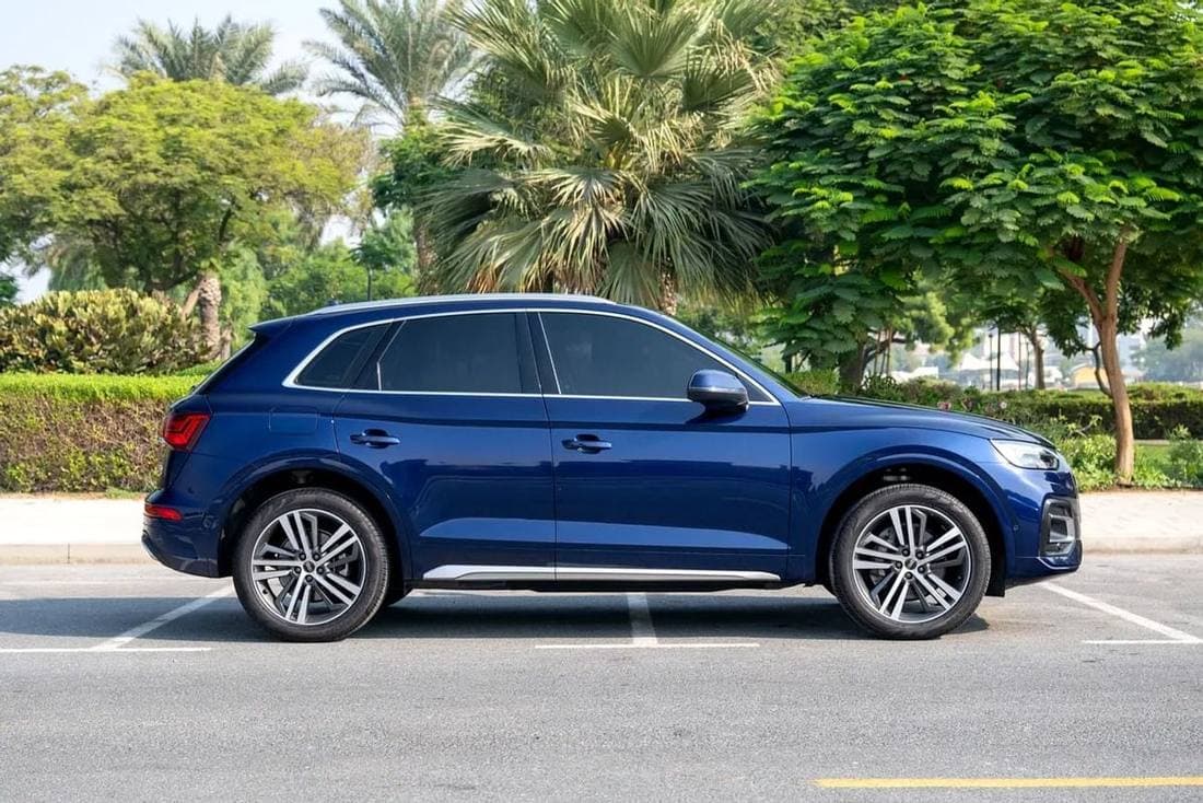 2025 Audi Q5 thumbnail 5