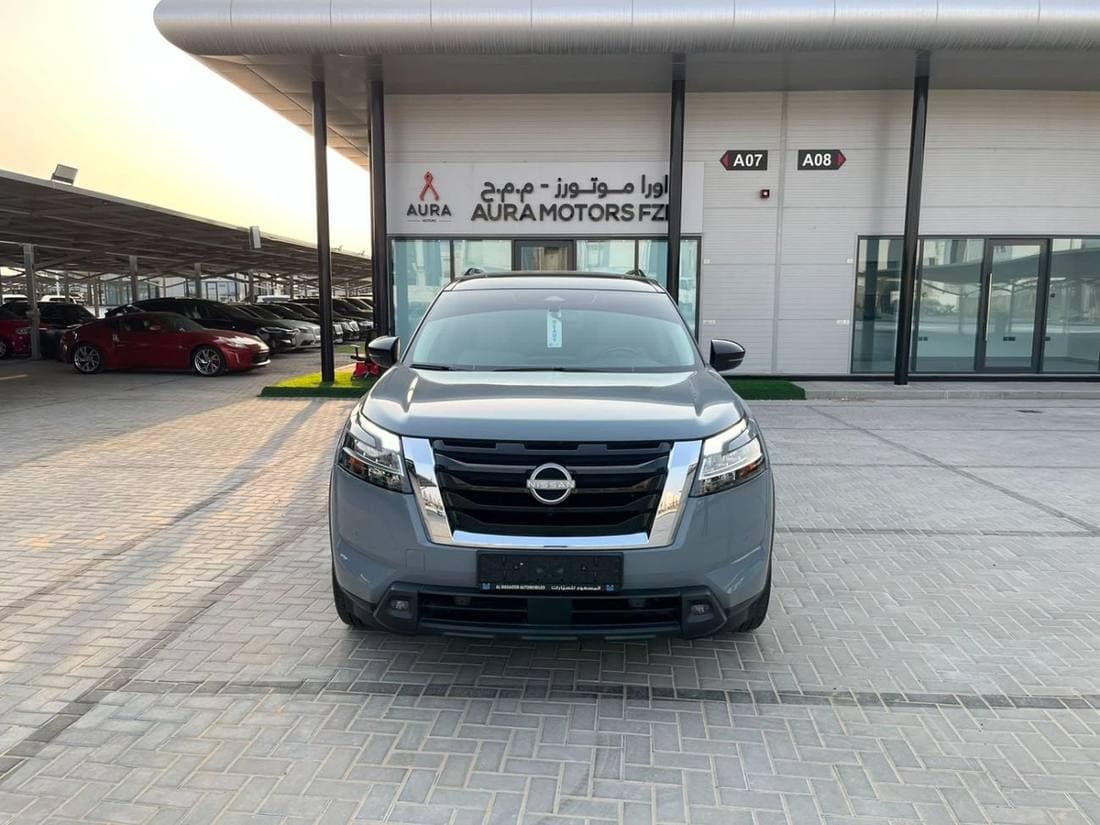 2024 Nissan Pathfinder SV