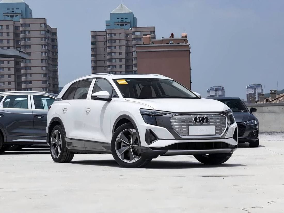 2025 Audi Q5 thumbnail 3