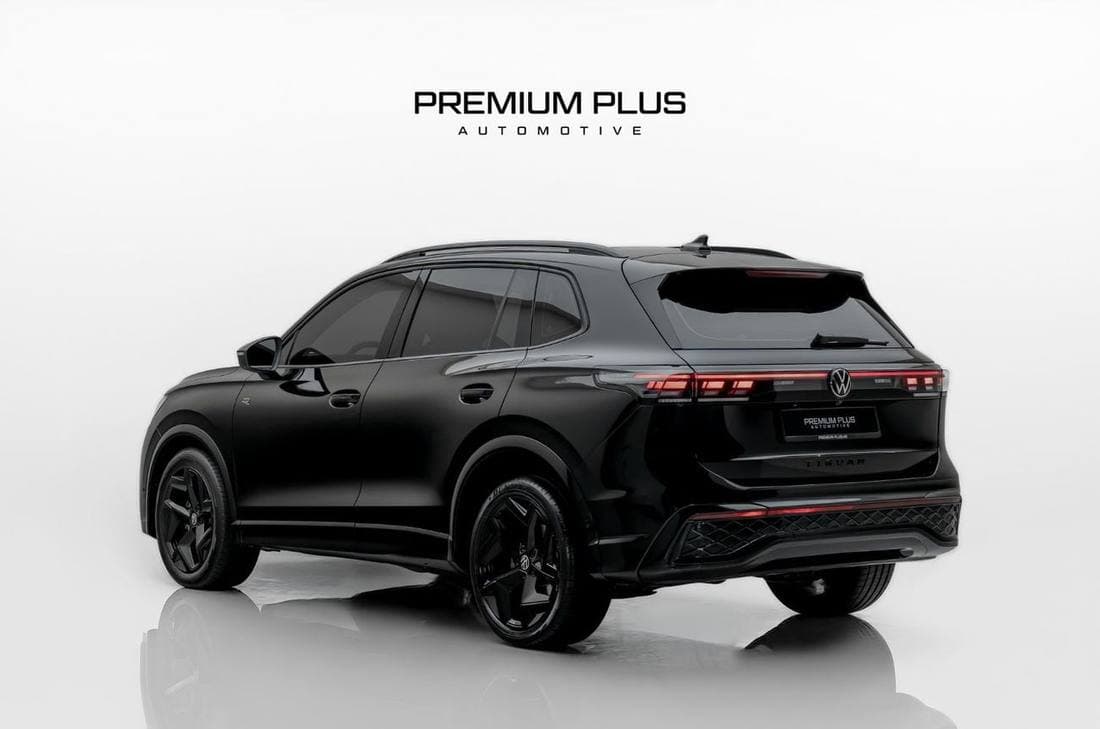 2025 Volkswagen Tiguan R LINE thumbnail 8