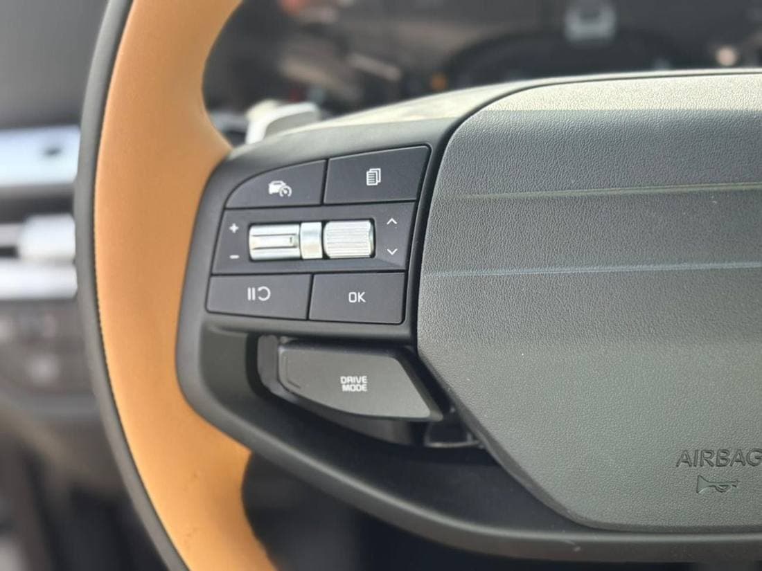 2026 Kia Sportage STANDARD thumbnail 4