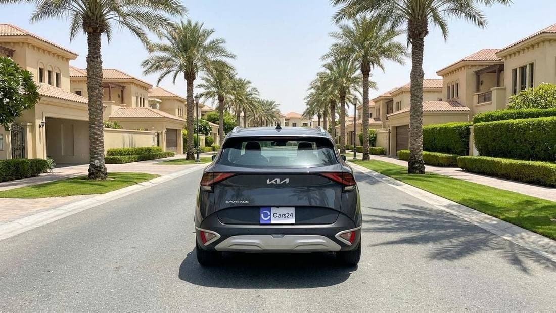 2025 Kia Sportage LX thumbnail 4