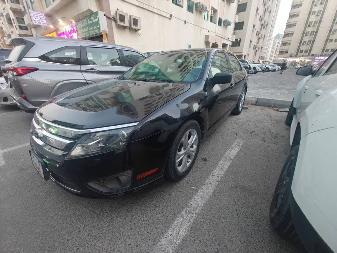 2012 Ford Fusion SE thumbnail 3