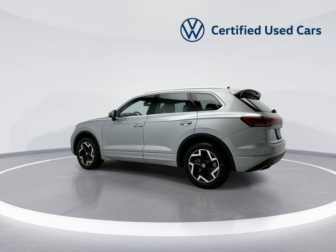 2025 Volkswagen Touareg ELEGANCE thumbnail 5