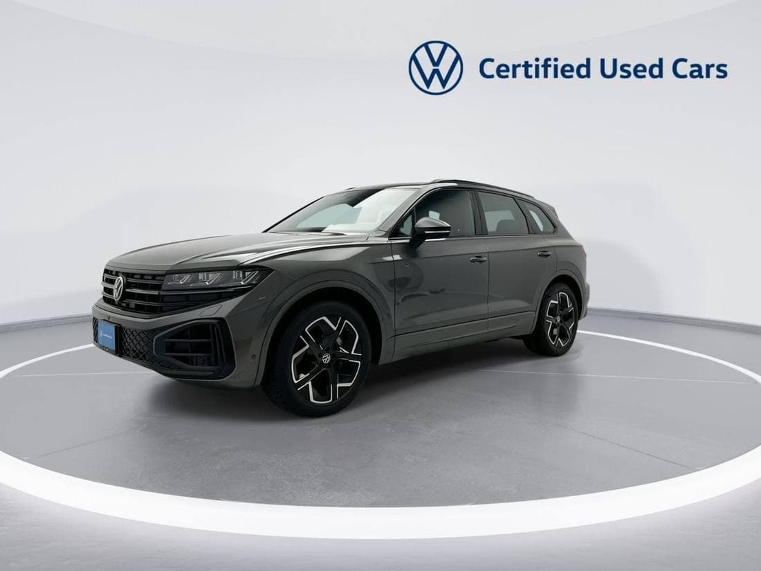2024 Volkswagen Touareg R LINE thumbnail 2