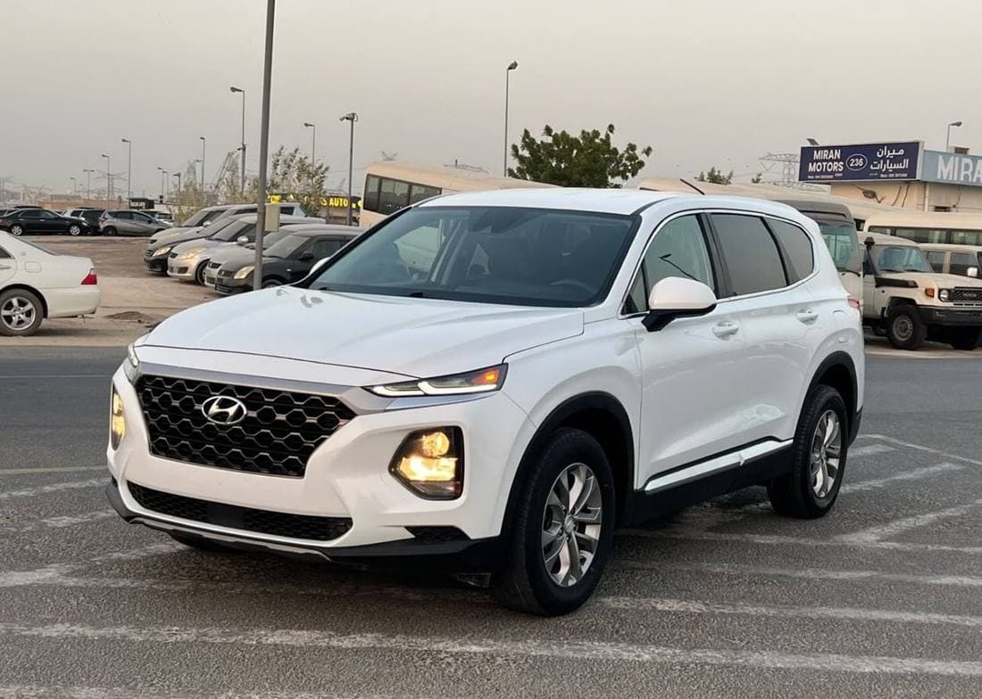 2020 Hyundai Santa Fe thumbnail 3