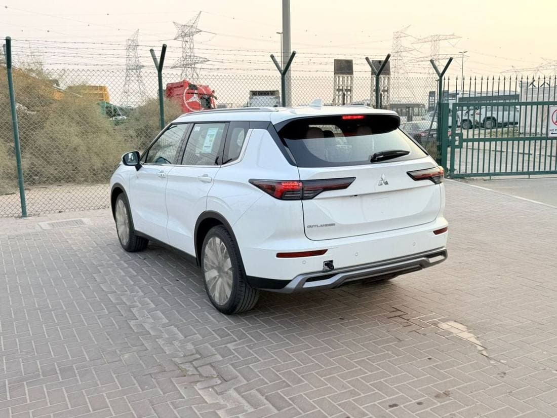 2026 Mitsubishi Outlander PREMIUM LAUNCH EDITION thumbnail 6