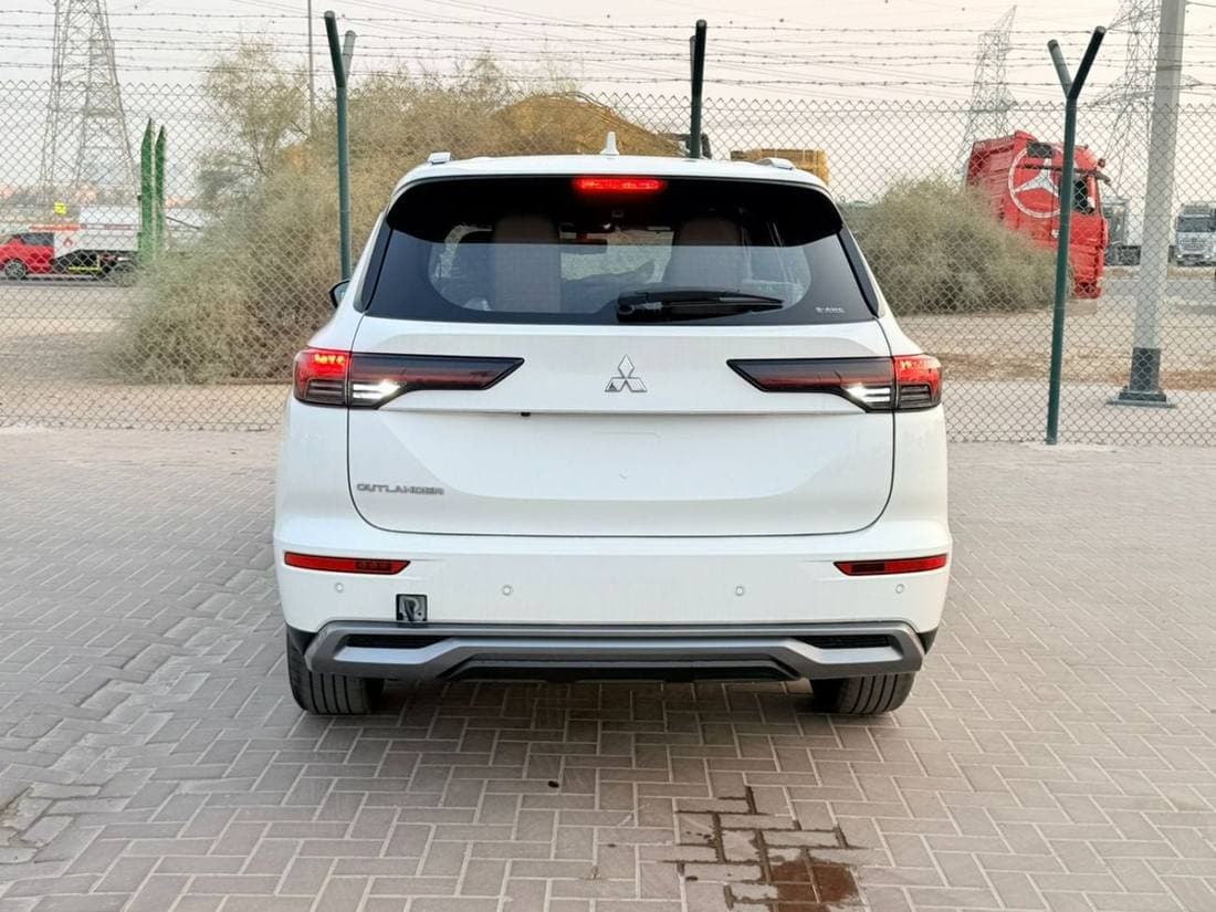 2026 Mitsubishi Outlander PREMIUM LAUNCH EDITION thumbnail 7