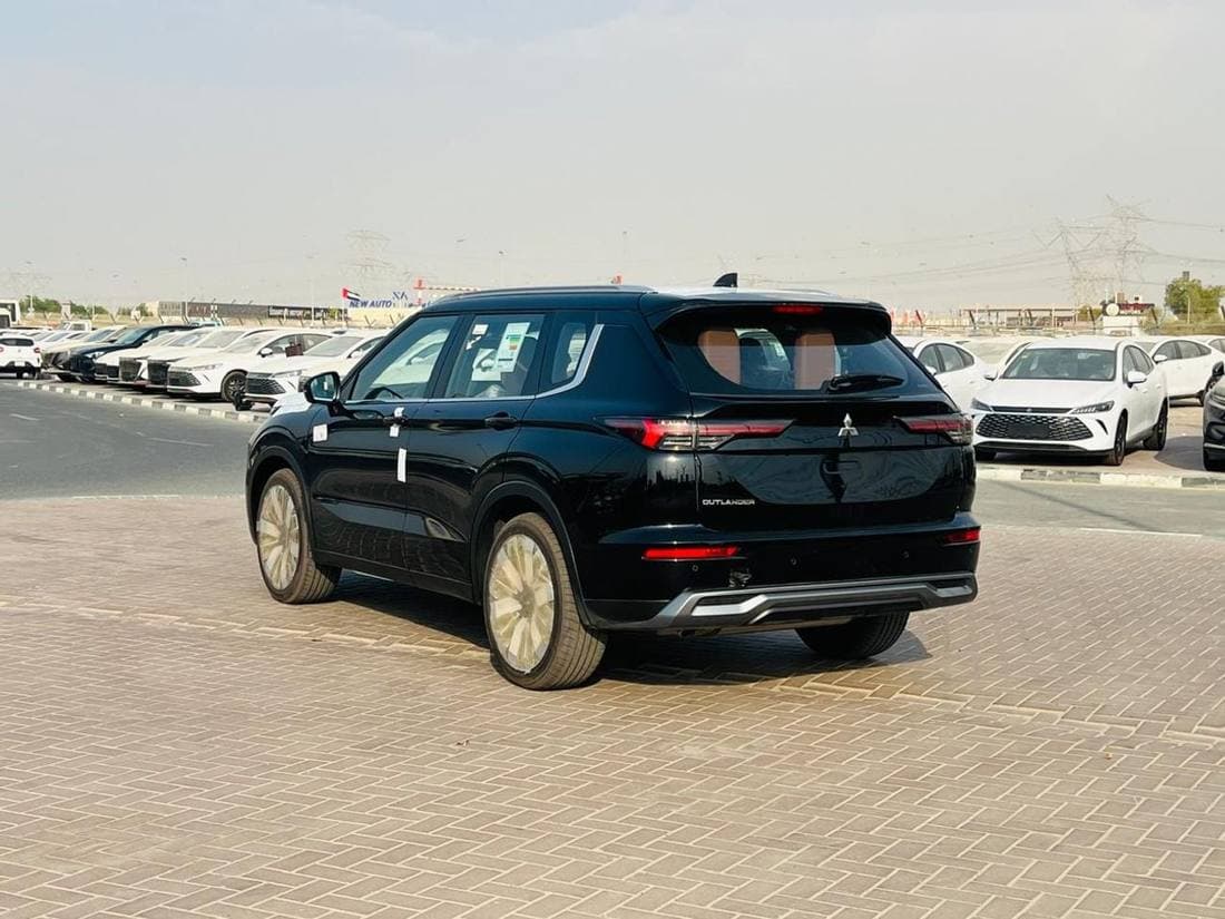 2026 Mitsubishi Outlander PREMIUM thumbnail 3