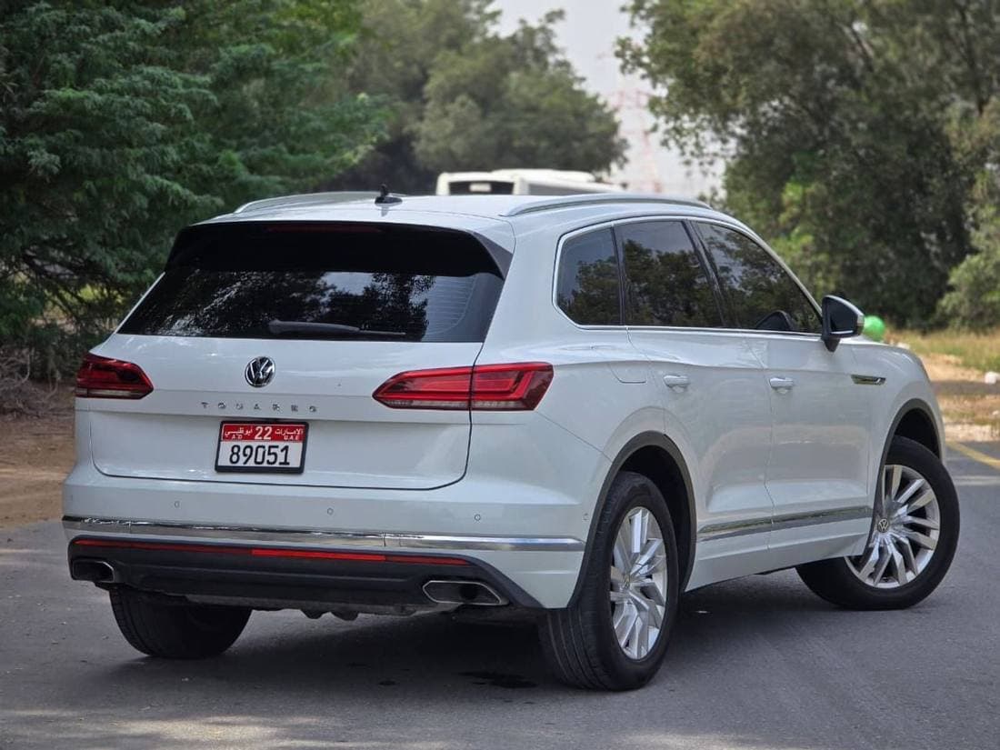 2018 Volkswagen Touareg COMFORT LINE thumbnail 6