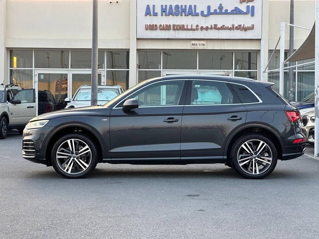 2020 Audi Q5 45 TFSI thumbnail 5