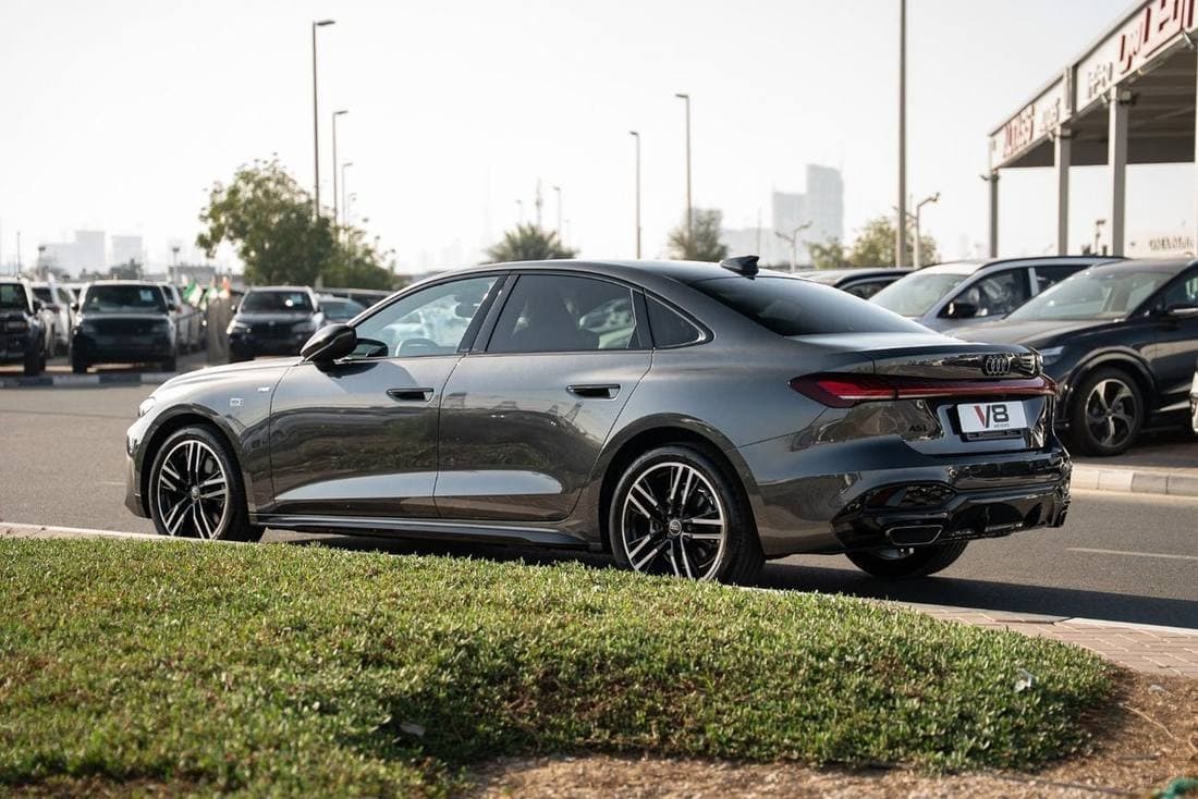 2025 Audi A5 S Line thumbnail 4