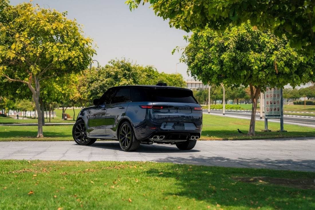 2025 Land Rover Range Rover Sport HSE Dynamic P530 thumbnail 8