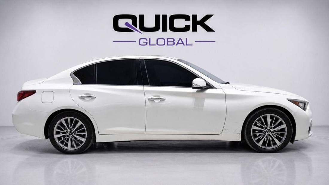 2023 Infiniti Q50 LUXE thumbnail 2