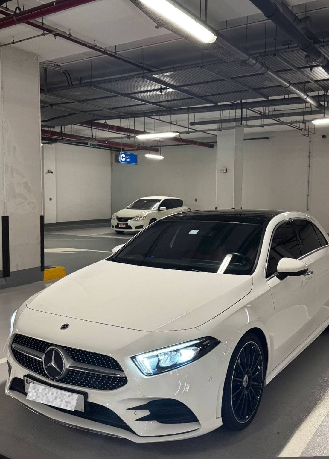 2019 Mercedes Benz A250 STANDARD thumbnail 2