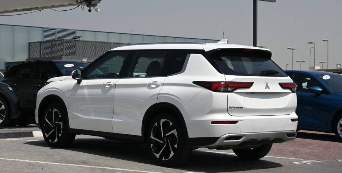 2023 Mitsubishi Outlander PREMIUM thumbnail 6