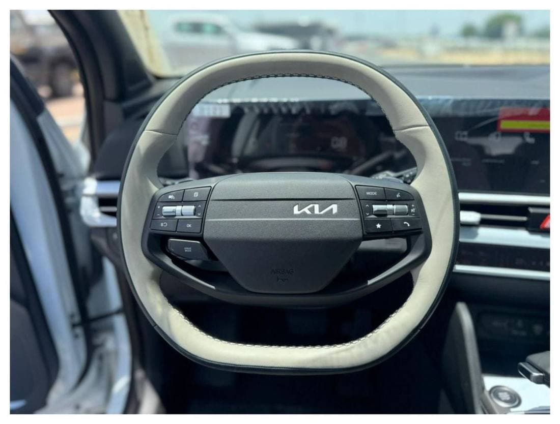 2026 Kia Sportage X thumbnail 8