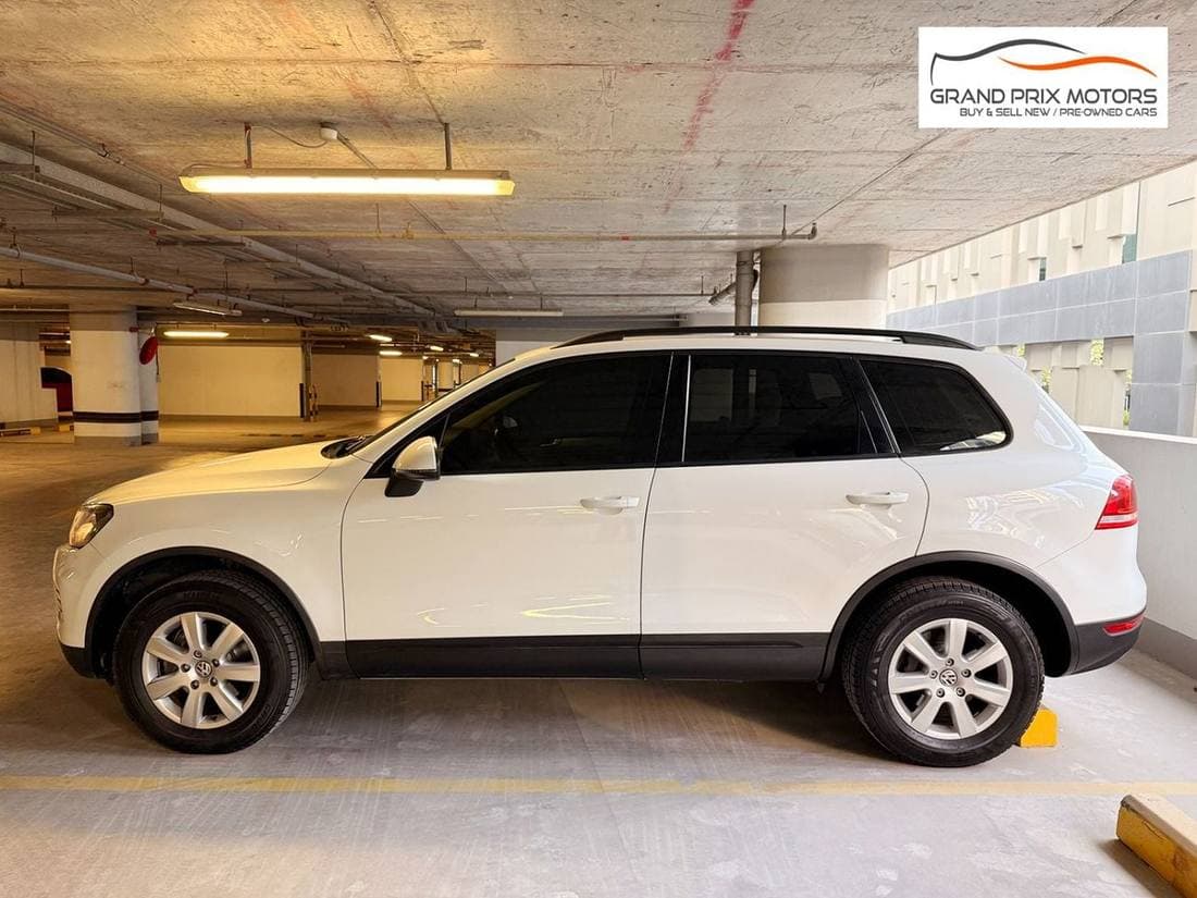 2014 Volkswagen Touareg S thumbnail 5