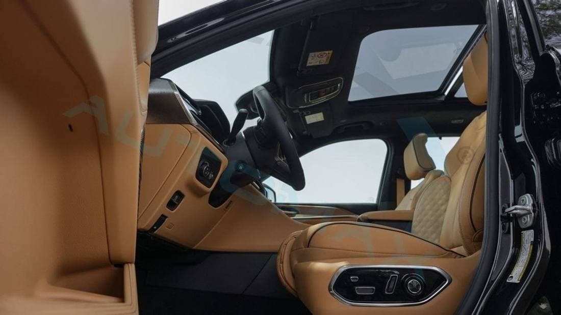 2025 Jeep Grand Cherokee SUMMIT thumbnail 8
