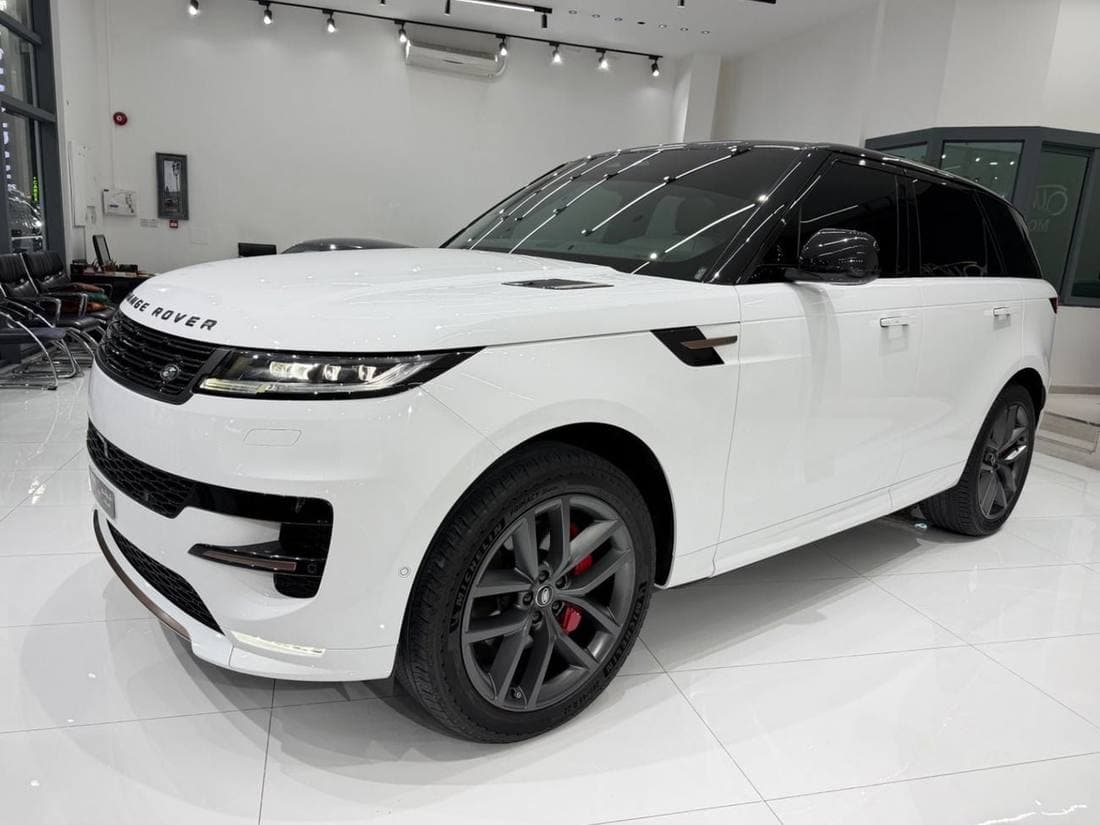2025 Land Rover Range Rover Sport SE P360 thumbnail 4