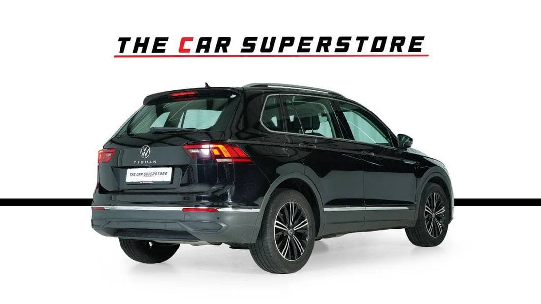 2024 Volkswagen Tiguan LIFE thumbnail 7