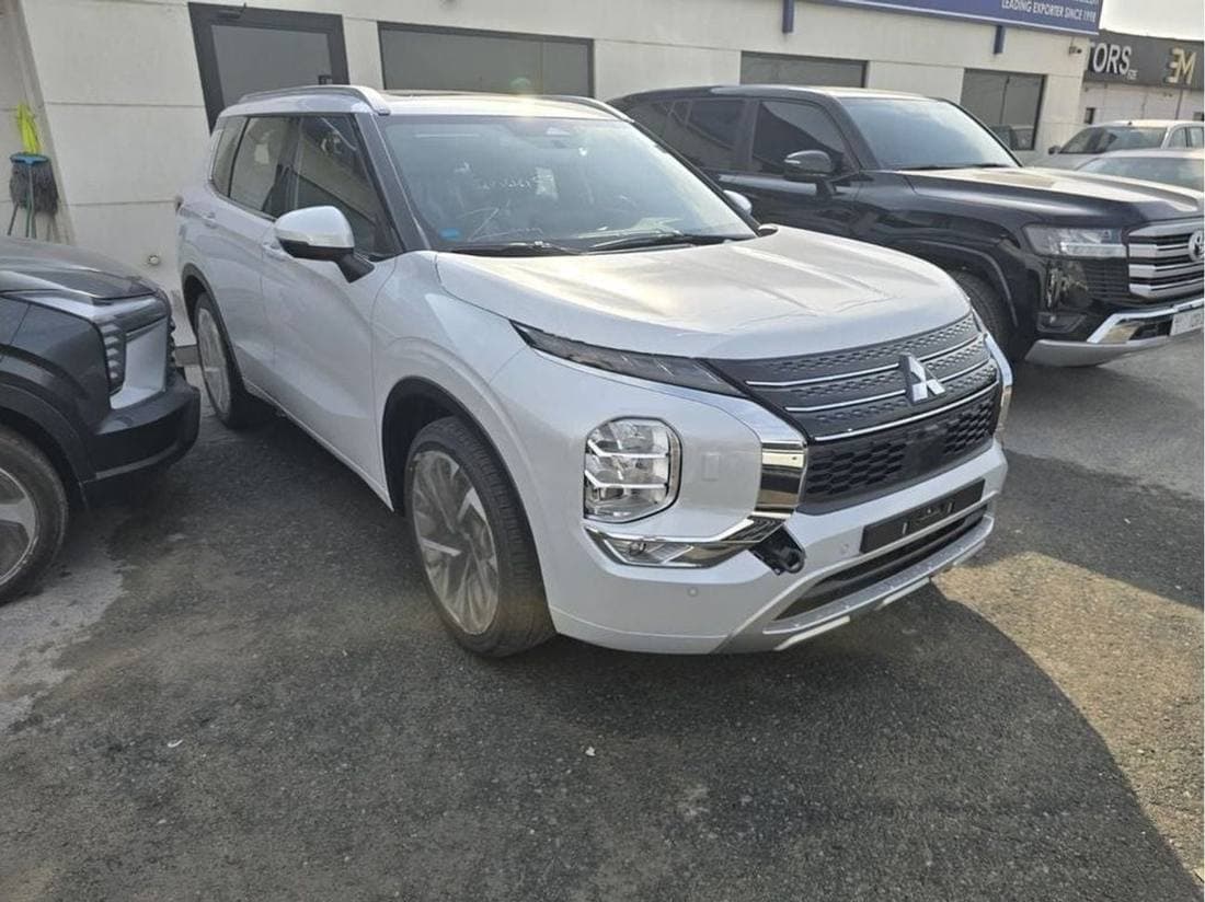 2025 Mitsubishi Outlander PREMIUM LAUNCH EDITION