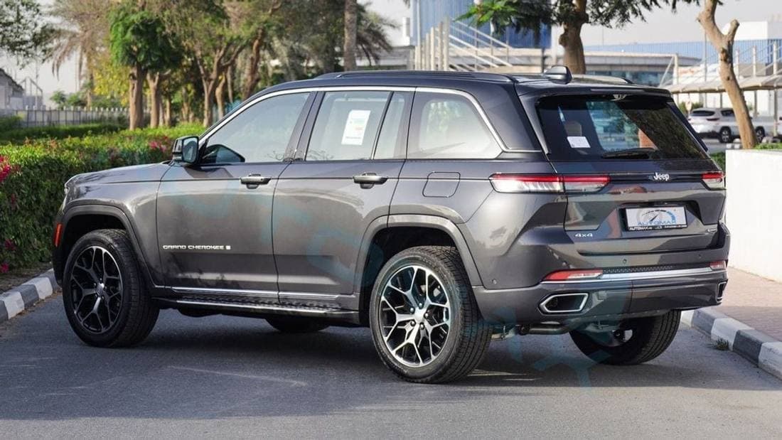 2025 Jeep Grand Cherokee SUMMIT thumbnail 4