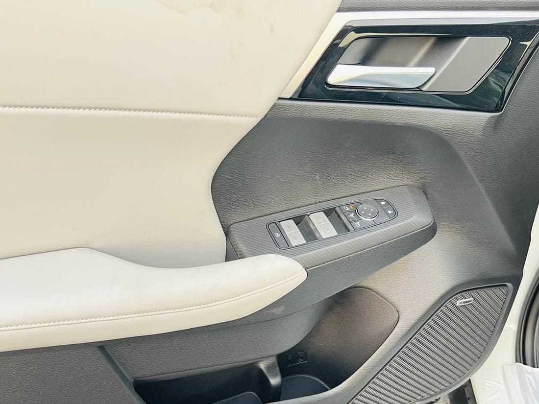 2026 Mitsubishi Outlander HIGHLINE thumbnail 6