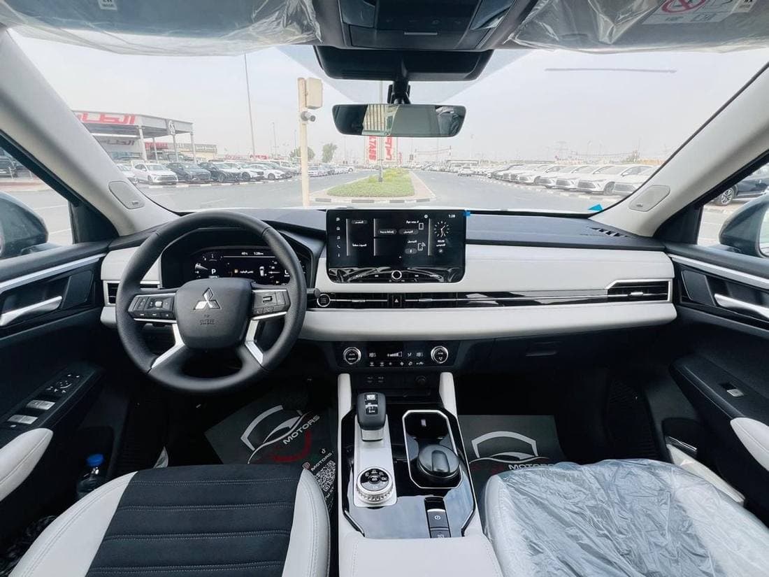 2026 Mitsubishi Outlander HIGHLINE thumbnail 8