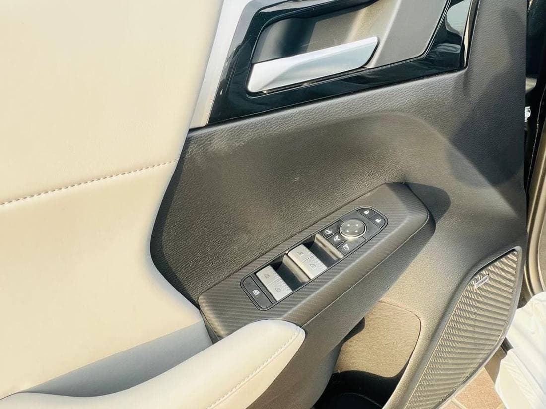 2026 Mitsubishi Outlander HIGHLINE thumbnail 6