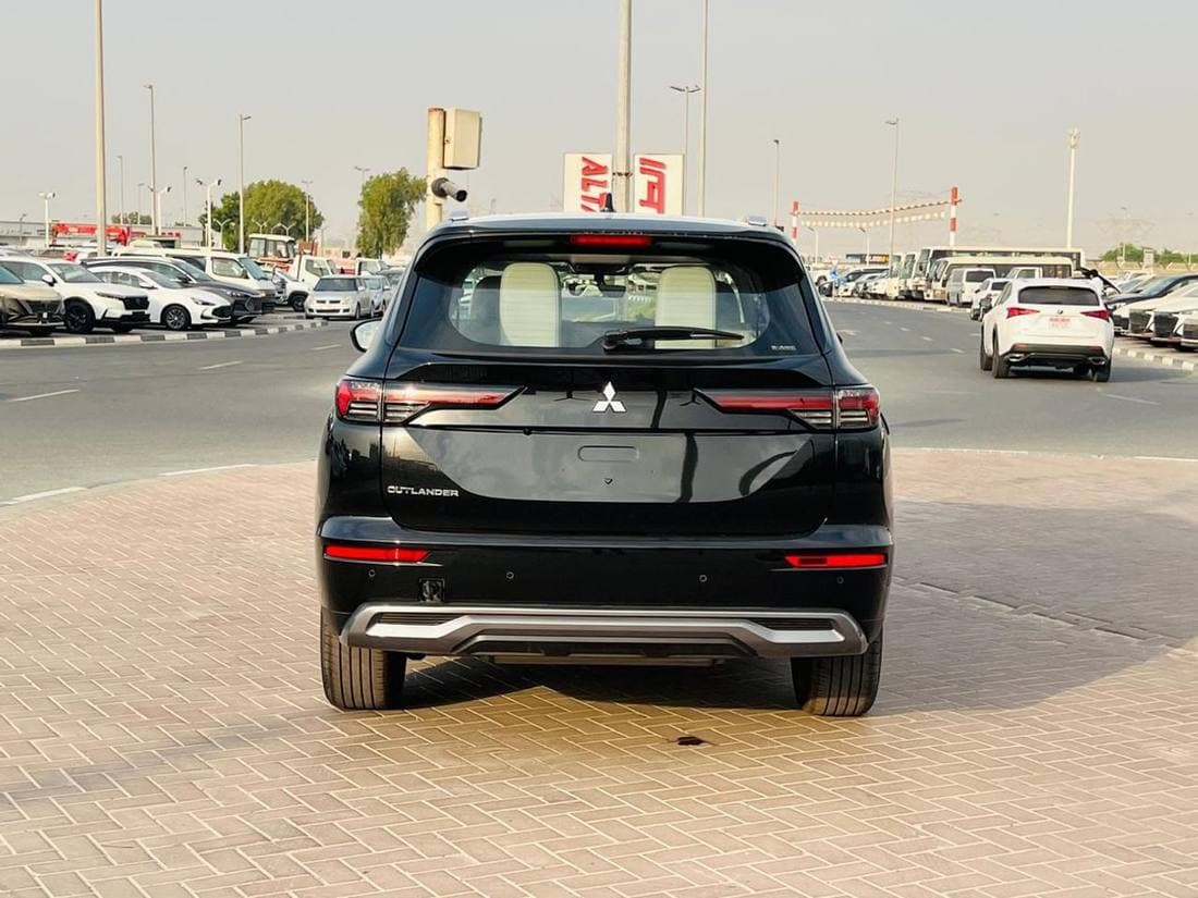 2026 Mitsubishi Outlander HIGHLINE thumbnail 4