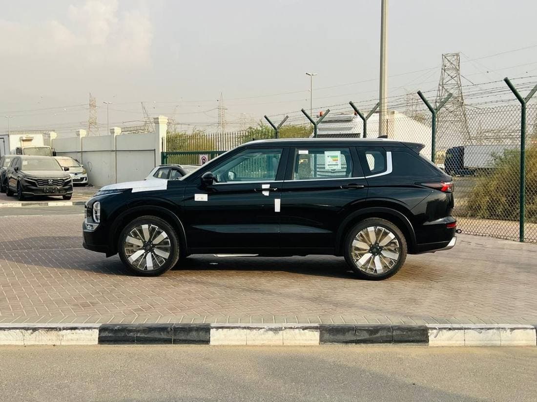 2026 Mitsubishi Outlander HIGHLINE thumbnail 5