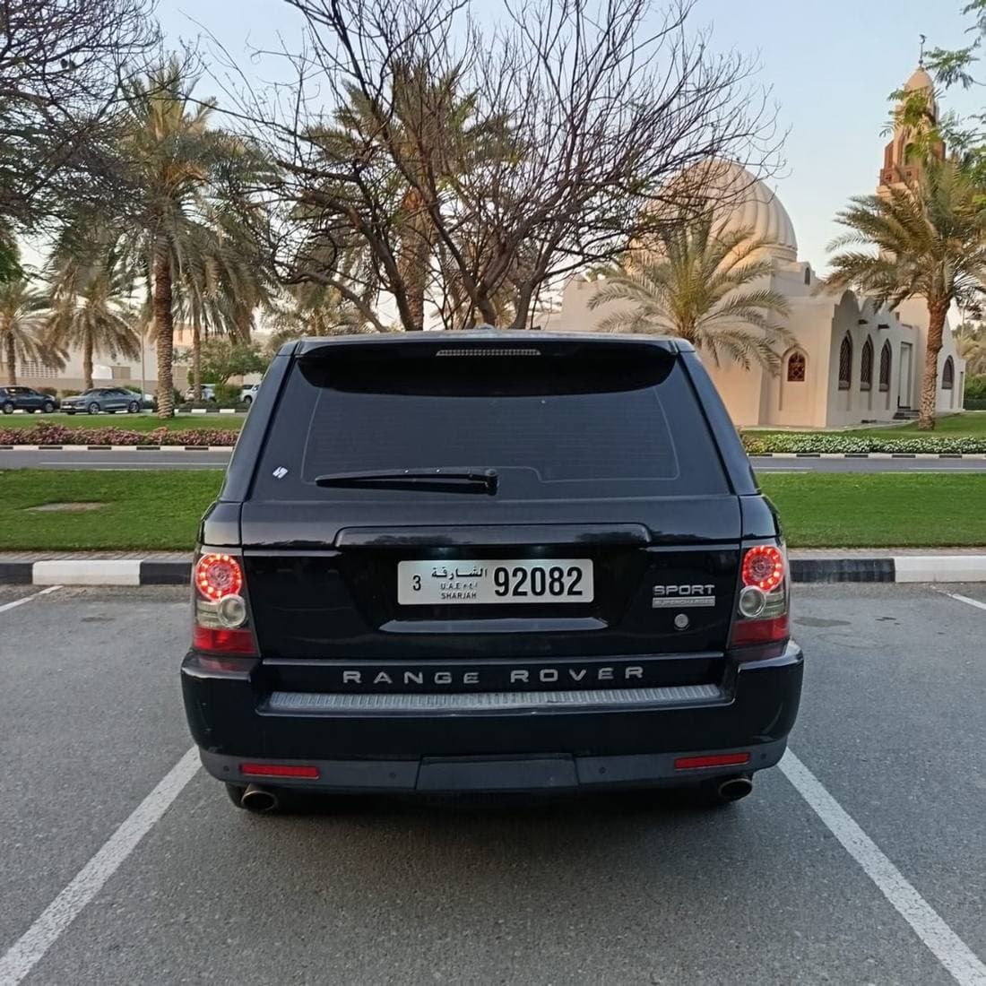 2011 Land Rover Range Rover Sport SUPERCHARGED thumbnail 4