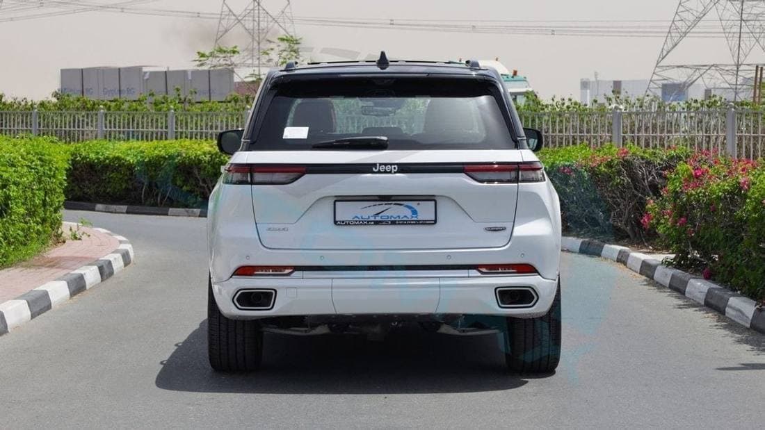 2025 Jeep Grand Cherokee SUMMIT thumbnail 6