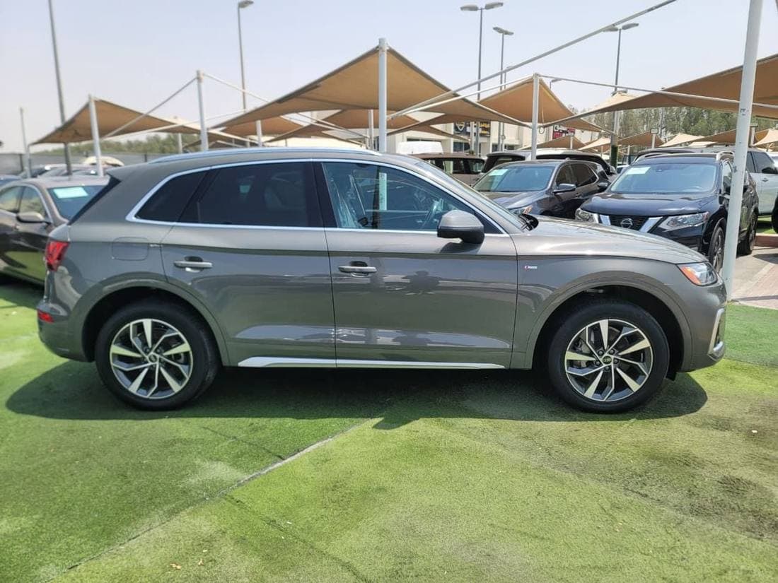 2024 Audi Q5 45 TFSI S LINE thumbnail 7