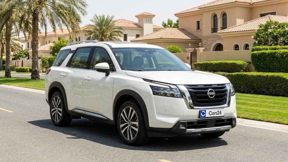 2024 Nissan Pathfinder SL