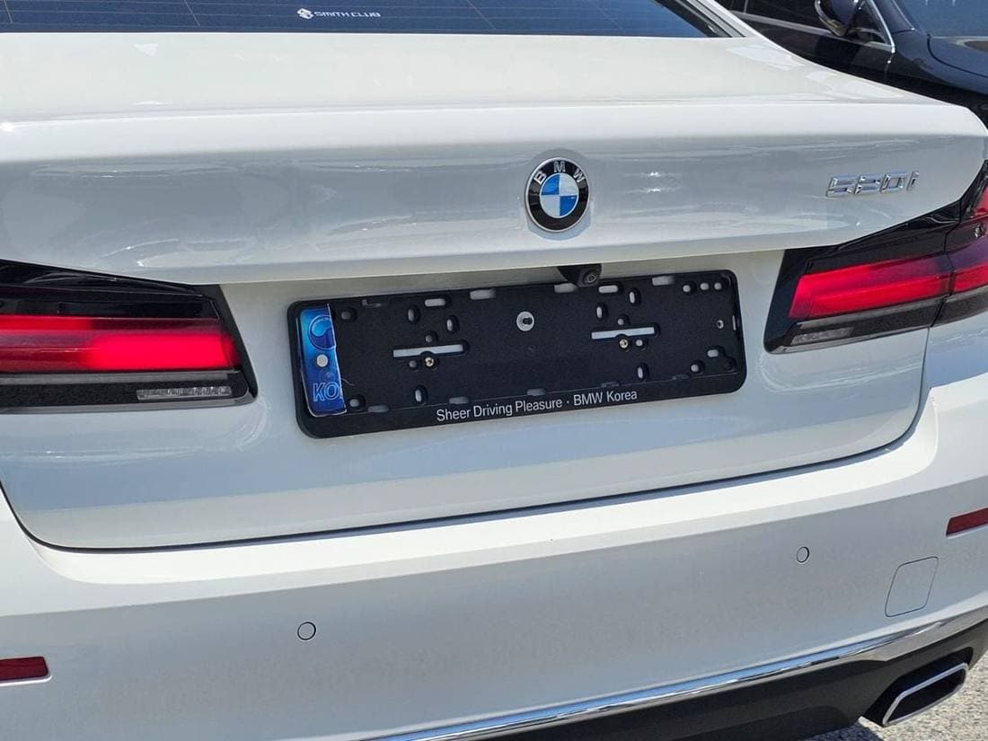 2023 BMW 520i JOY EDITION thumbnail 8