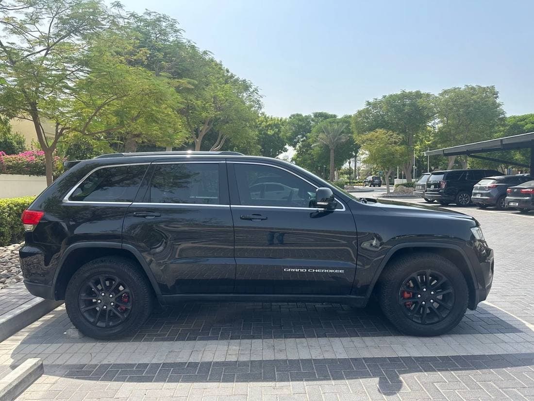 2014 Jeep Grand Cherokee LAREDO TITANIUM thumbnail 4