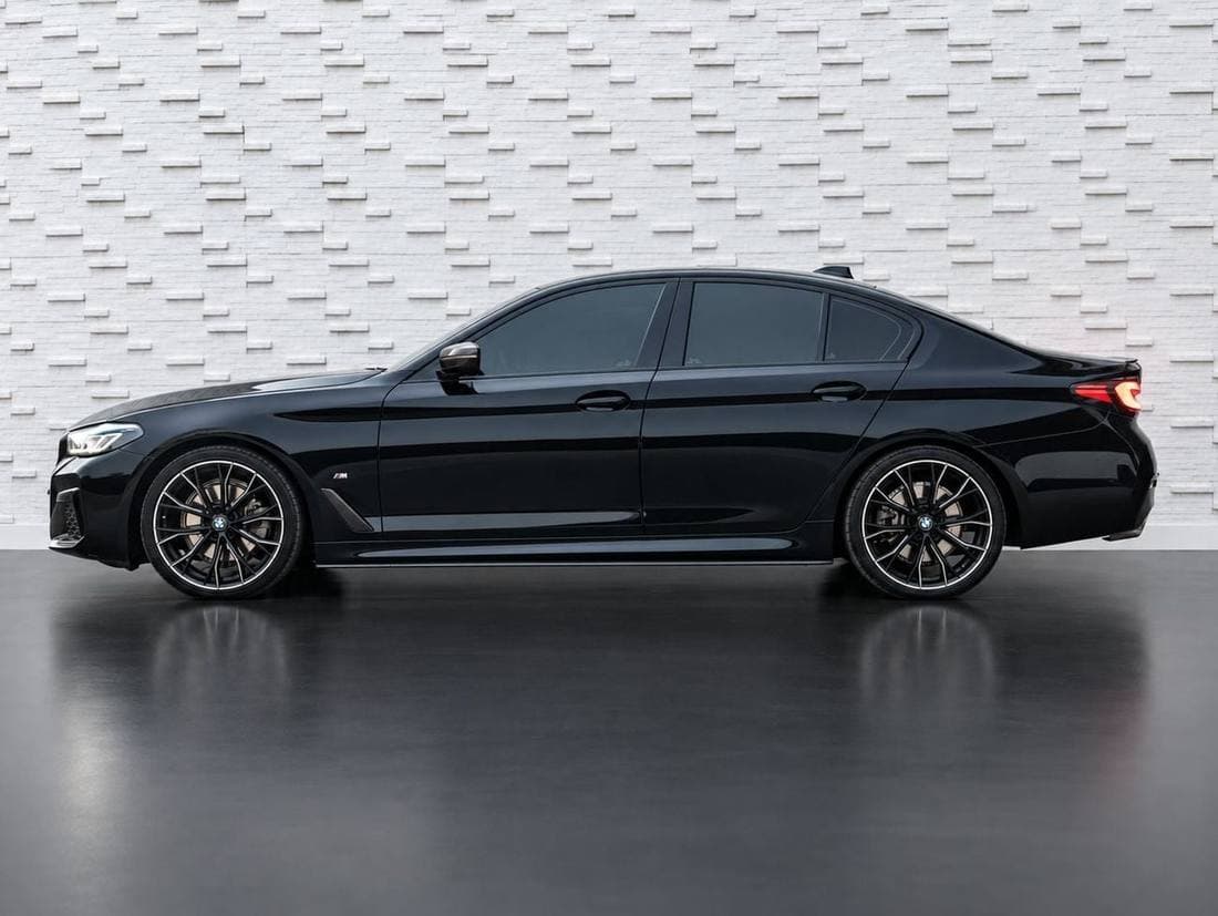 2022 BMW 520i M SPORT thumbnail 8