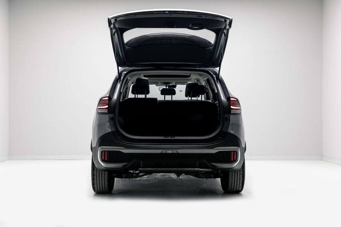 2025 Kia Sportage Premium thumbnail 7