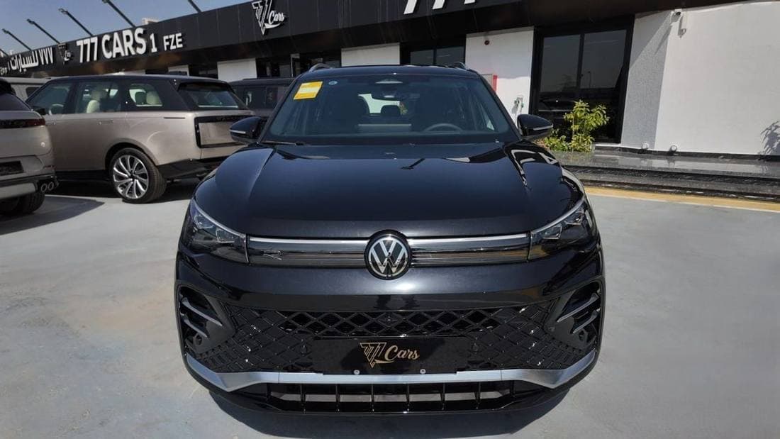 2025 Volkswagen Tiguan thumbnail 2