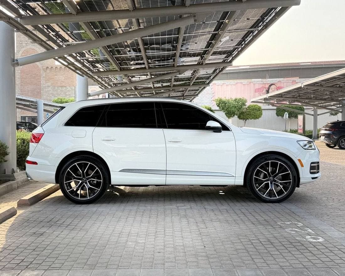 2018 Audi Q7 thumbnail 2