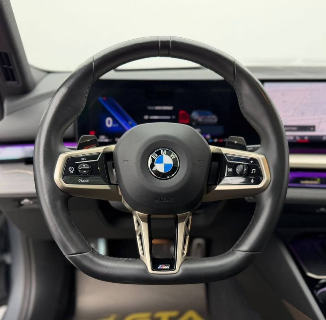 2024 BMW 520i M SPORT thumbnail 7